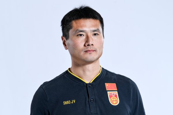 媒体人：以国足目前的投入情况，选帅类似刮彩票，失败几率不小