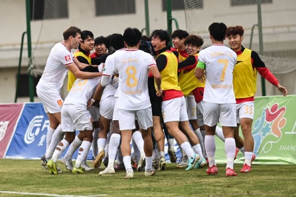 川渝德比！蓉城官方：祝贺铜梁龙冲超成功，期待明年在中超赛场见